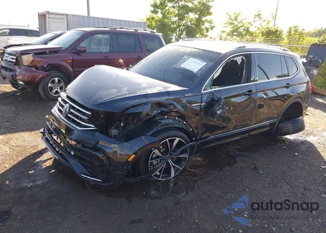 2023 Volkswagen Tiguan 2.0T Sel R-Line из США, поврежденный, VIN 3VV4B7AX7PM035904